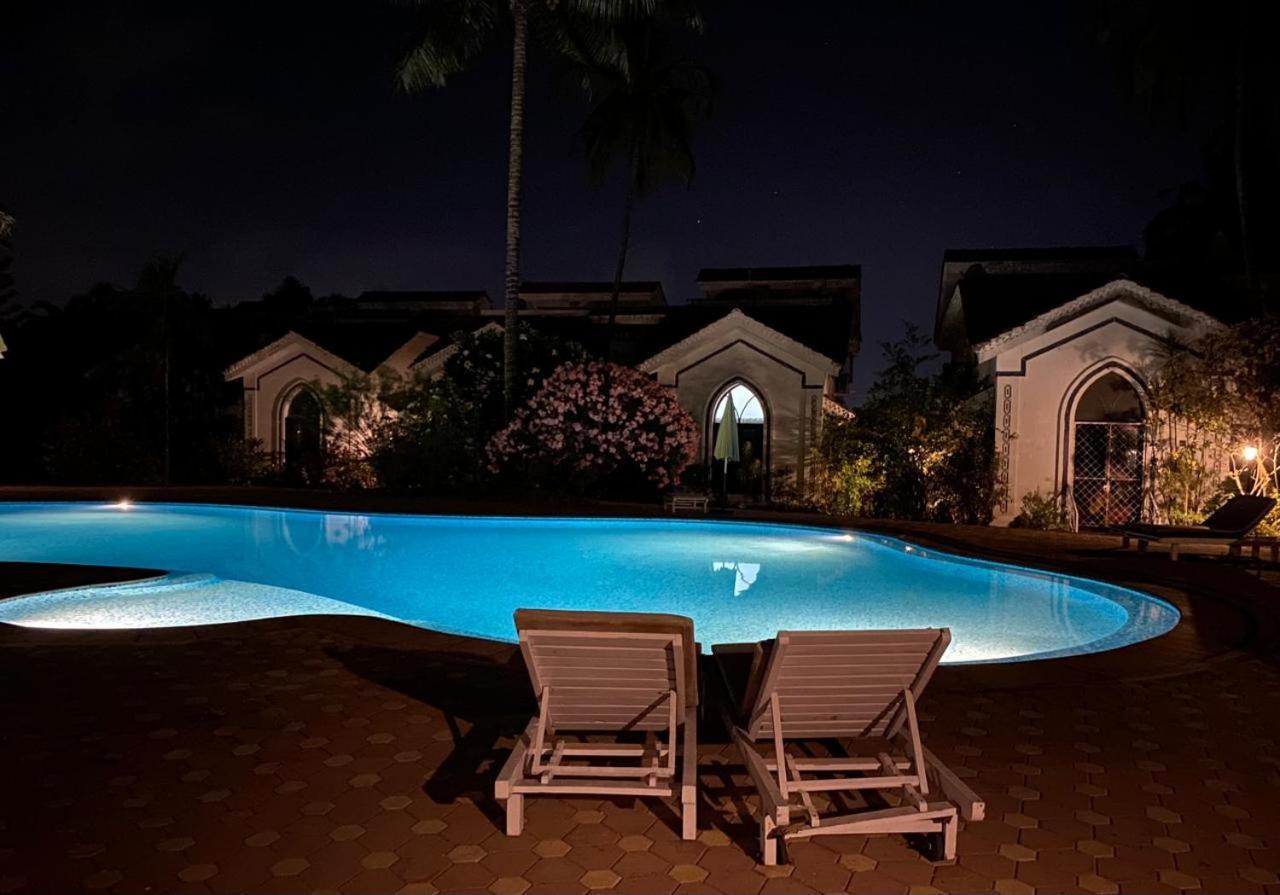 Villa Nostalgia - A Luxurious Villa In North Goa Arpora Exterior photo